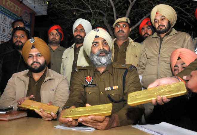 3 Himachal Pradesh men caught with 160 kg gold in Mohali