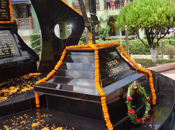 Shimla district admin felicitates Kargil War veterans on Kargil Vijay Diwas