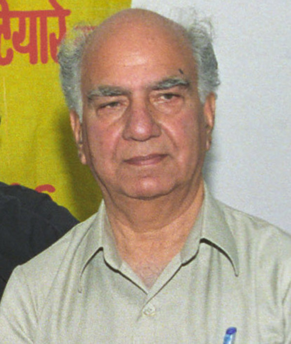 Restore statehood to J&K before August 15, says Shanta Kumar