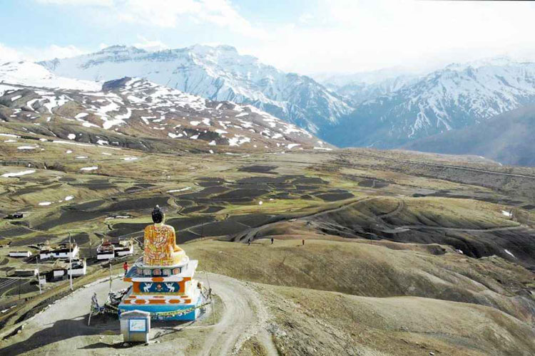 Israeli visitors hoist Tricolour in remote Spiti village