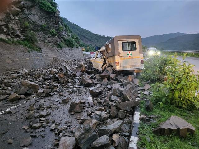 Himachal’s monsoon losses cross Rs 1,100 crore; 98 roads remain blocked