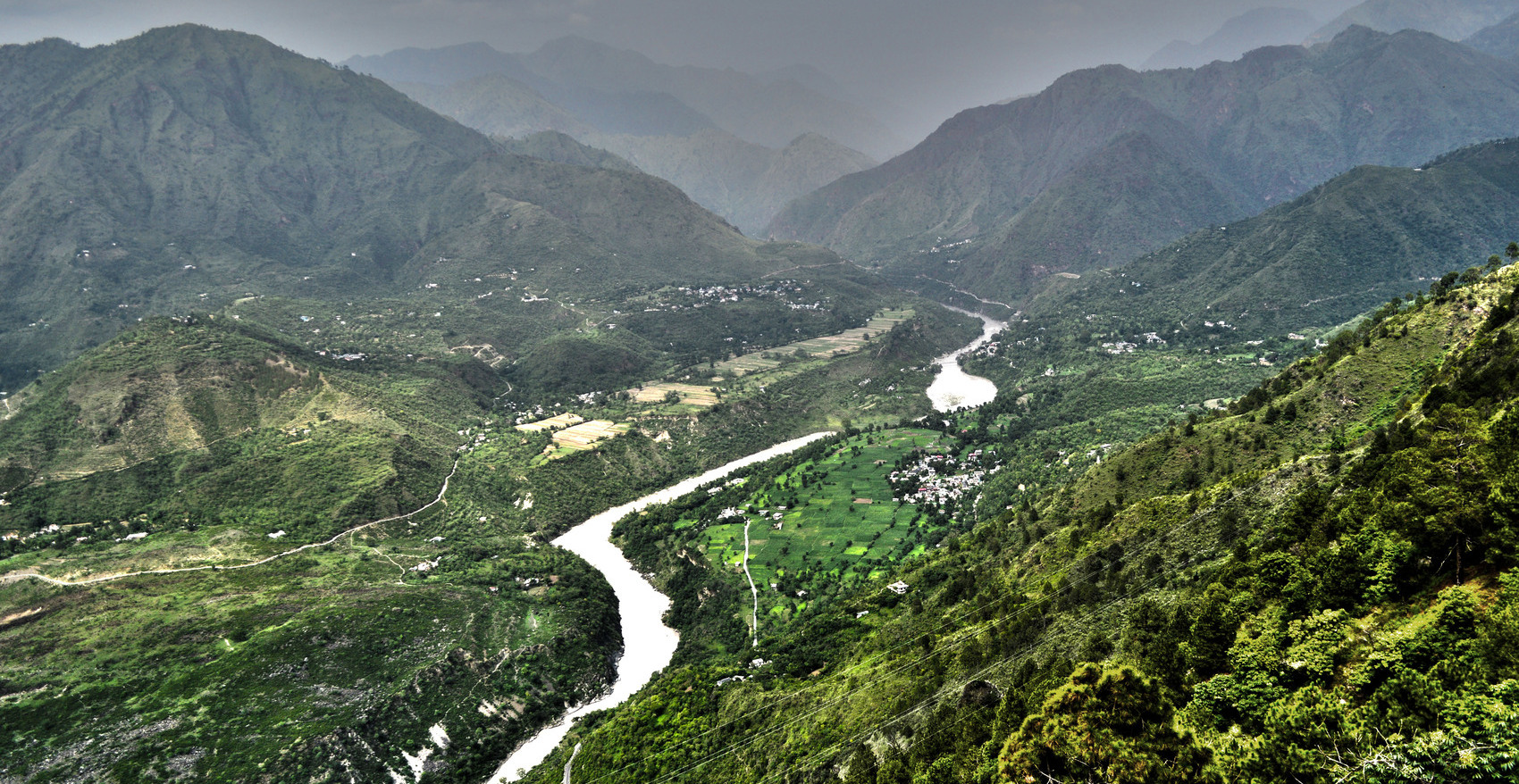 Sutlej River: The Longest River Flowing Through Himachal Pradesh